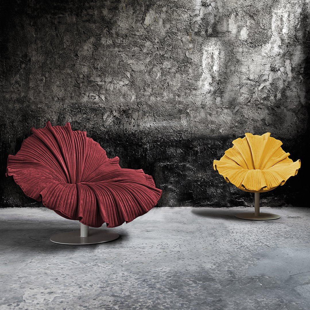 Bloom Easy Armchair w/ Swivel
