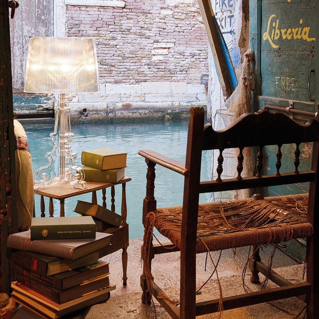 Bourgie Table Lamp