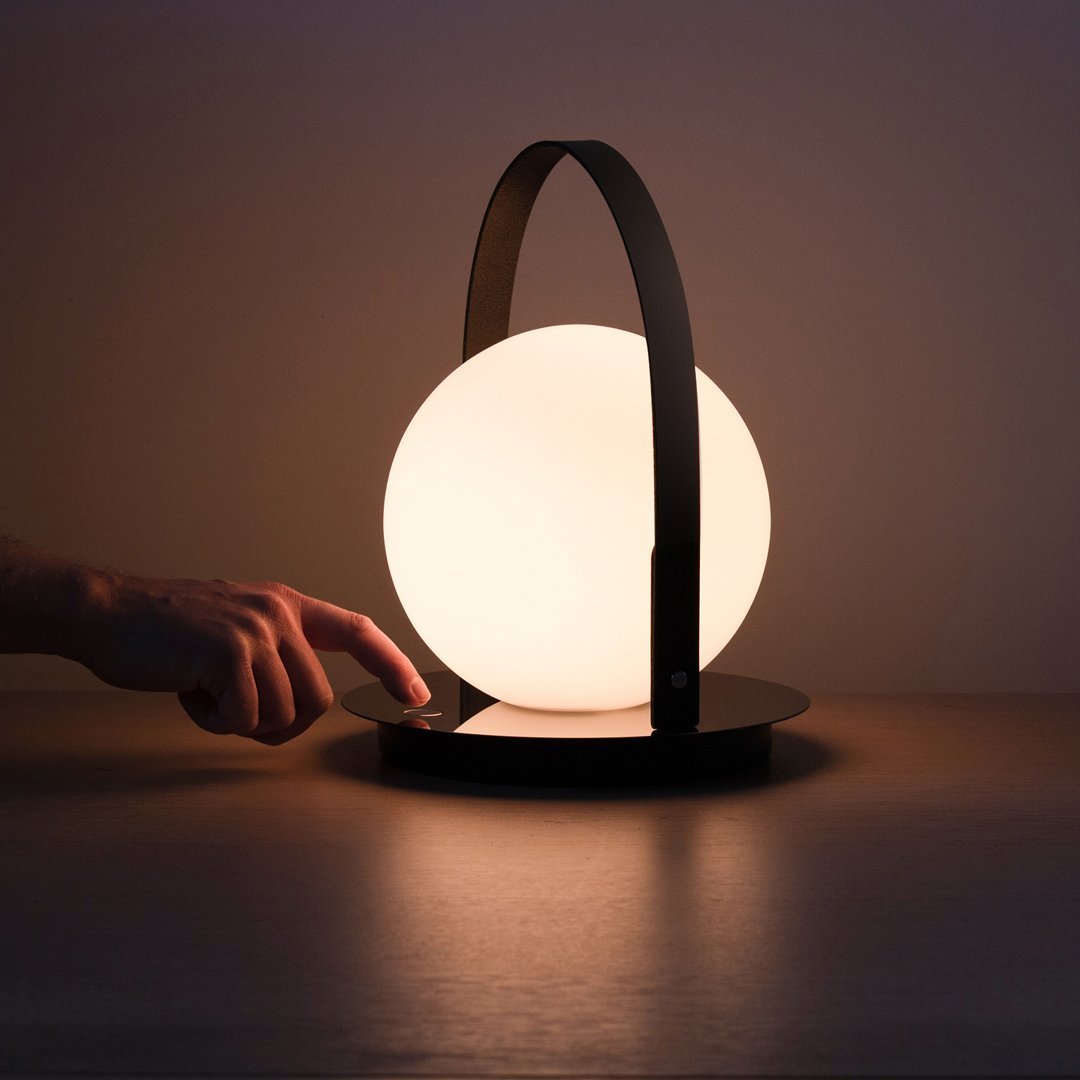 Bola Lantern
