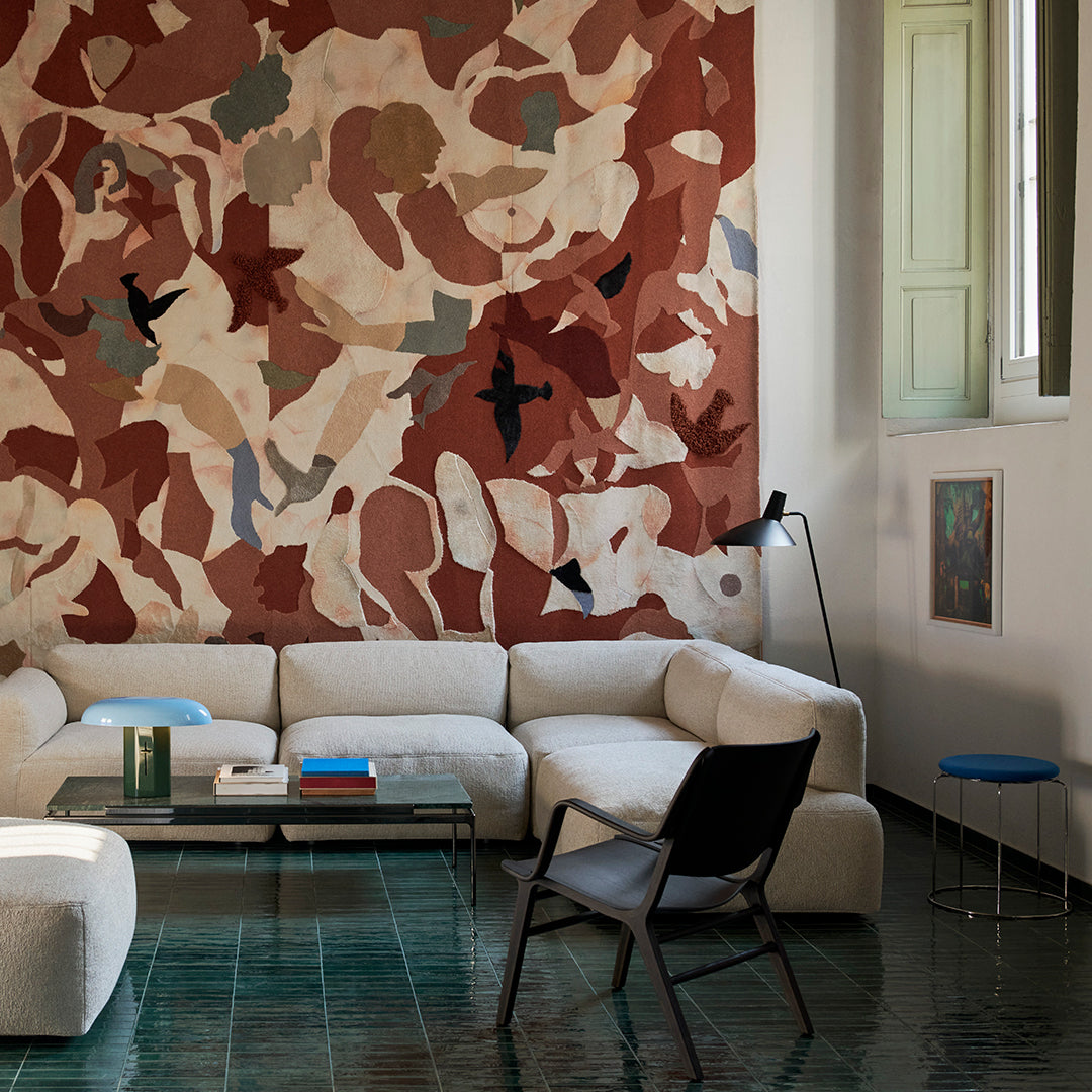AX HM11 Lounge Chair