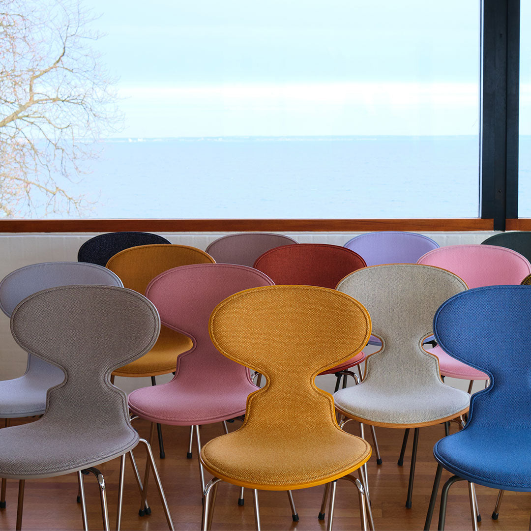 Ant Chair 3101 - Lacquered- Front Upholstered