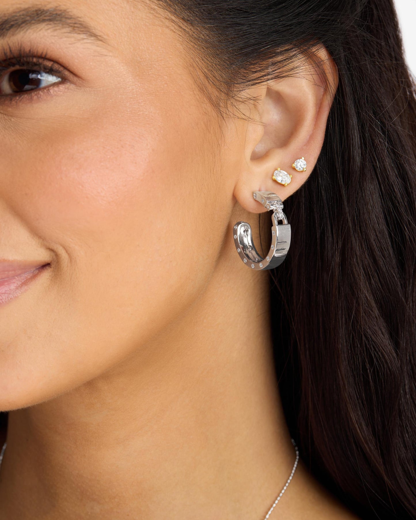 Ashley Lock Hoops 1" - Silver|White Diamondettes