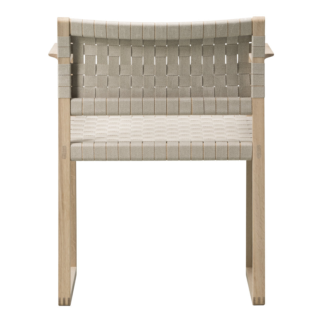 BM62 Armchair - Linen Webbing