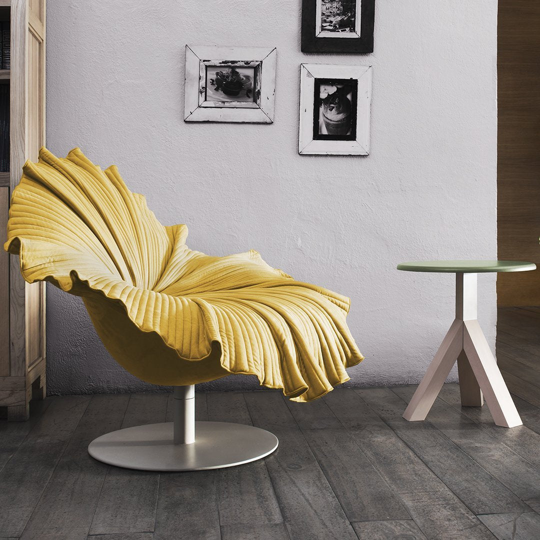 Bloom Easy Armchair w/ Swivel