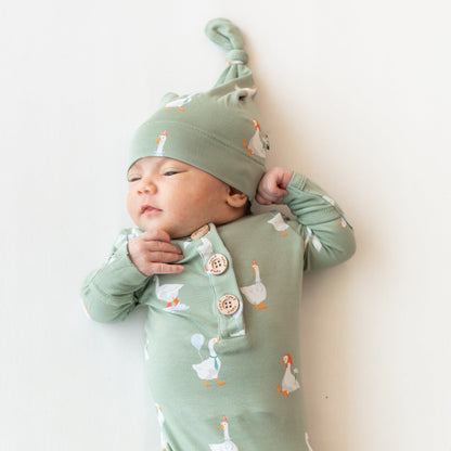 Knotted Gown with Hat Set in Silly Goose