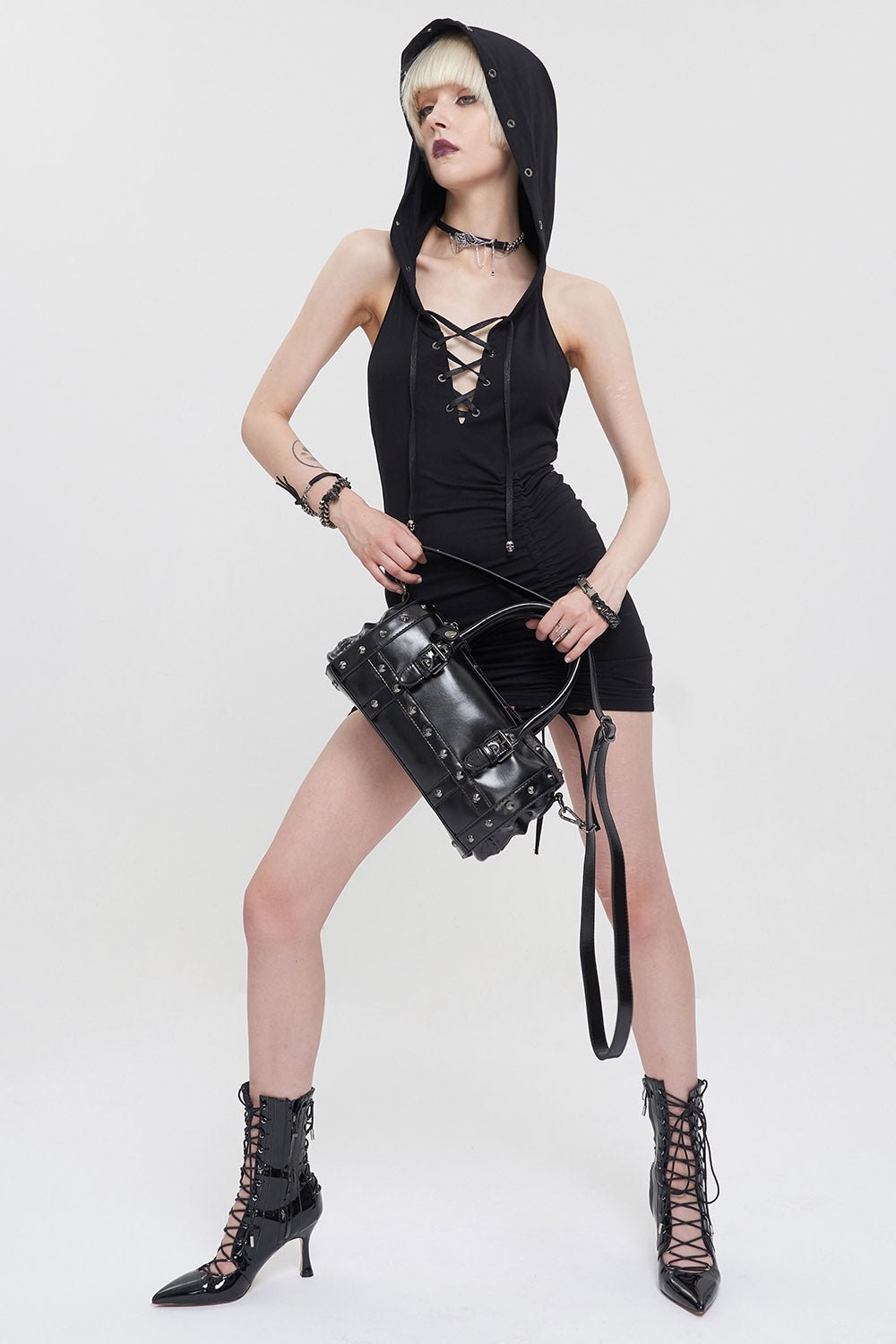 Buried Bones Skull Bag