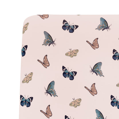 Crib Sheet in Blush Butterfly
