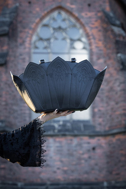 Crucis Umbra Bag